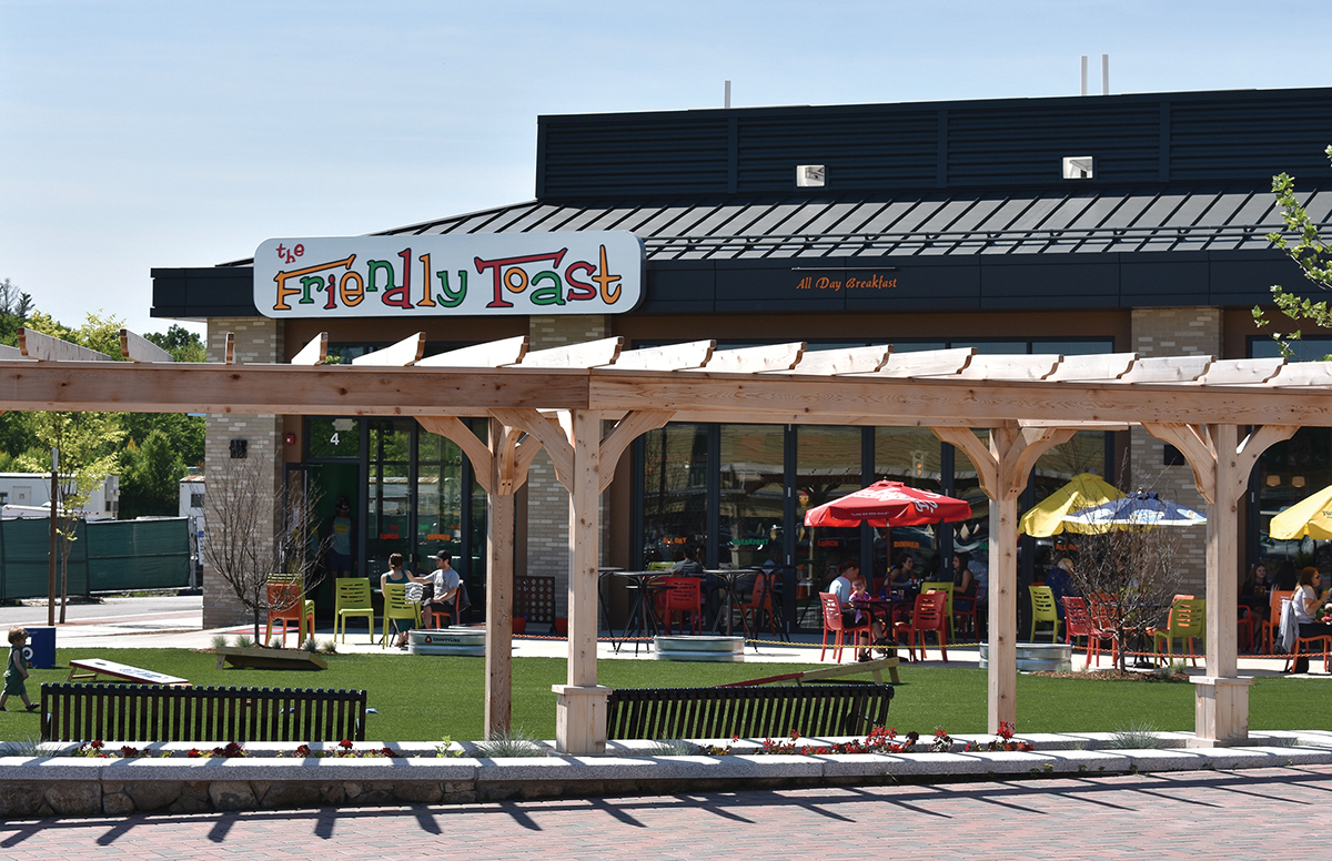 Photograph of Friendly Toast at Market and Main Photograph of Friendly Toast at Market and Main